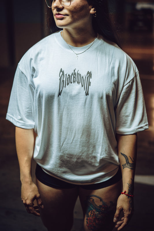 Camiseta Blanca Oversize Blackwolf 2025