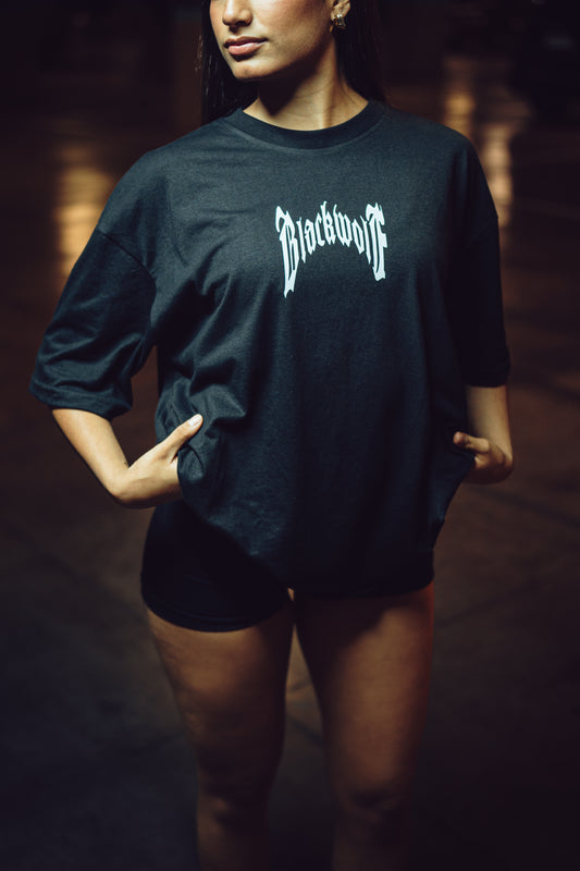 Camiseta Oversize Negra Blackwolf 2025
